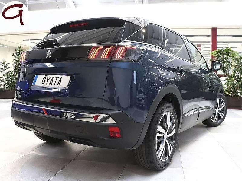 Usado Peugeot 3008 Allure 131 CV (96 kW) 2024 Azul SUV