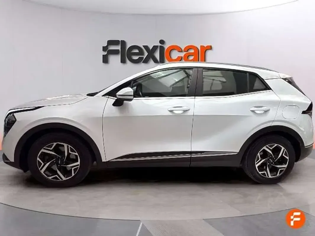 Usado Kia Sportage 136 CV (100 kW) 2023 Blanco SUV