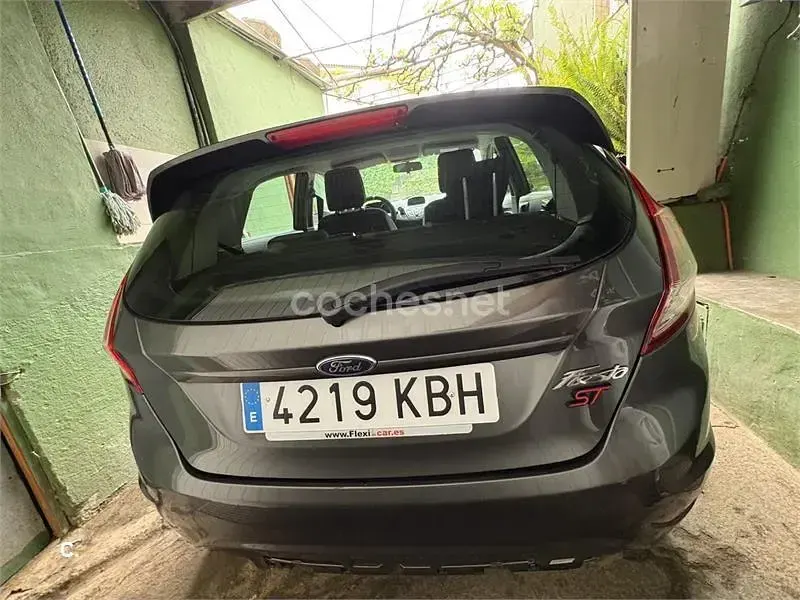 Usado Ford Fiesta Trend 82 CV (60 kW) 2017 Gasolina Utilitario