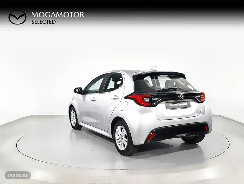 Usado Mazda 2 116 CV (85 kW) 2022 Gris / plateado