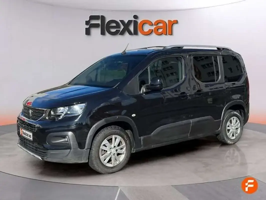 Usado Peugeot Rifter Allure 101 CV (74 kW) 2020 Negro Monovolumen
