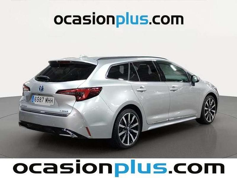 Usado Toyota Corolla Edition 196 CV (144 kW) 2023 Plateado Familiar