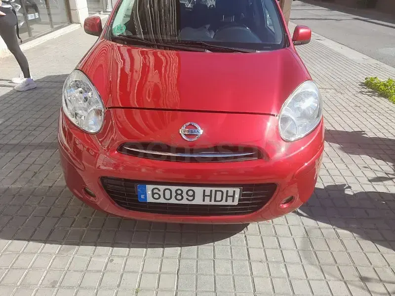 Używany Nissan Micra Acenta 80 KM (58 kW) 2011 Czerwony Hatchback
