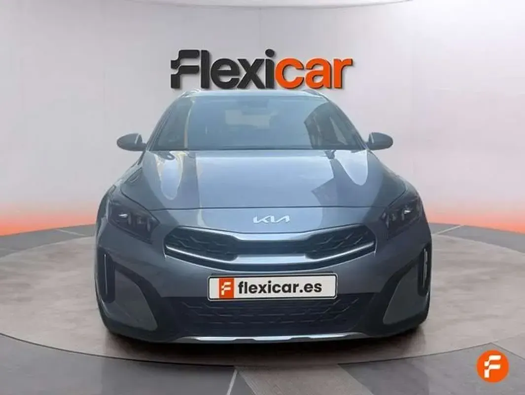 Usado Kia XCeed GT-Line 120 CV (88 kW) 2023 Gris SUV