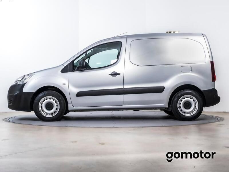 Usado Peugeot Partner 75 CV (55 kW) 2018 Gris aluminio Monovolumen