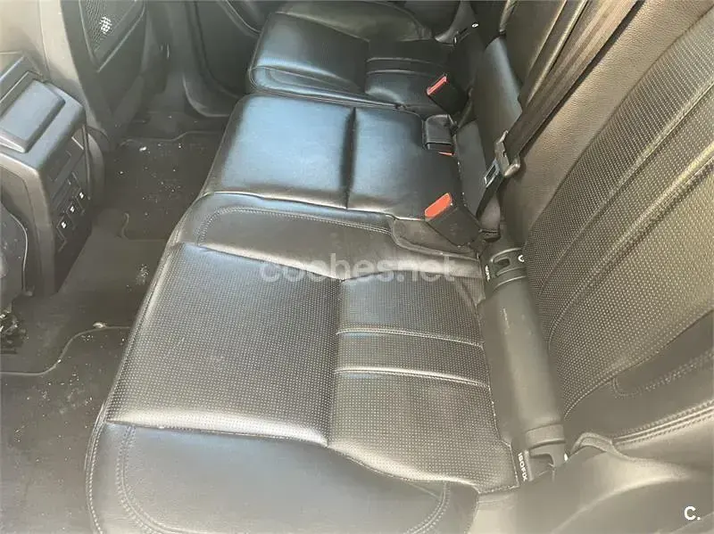 Usado Land Rover Discovery Sport HSE 150 CV (110 kW) 2017 Negro SUV