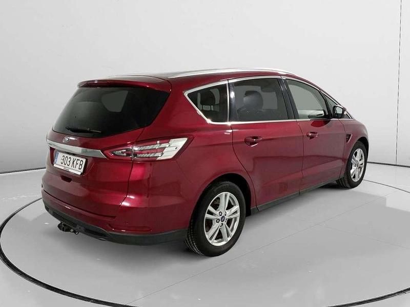Usado Ford S-MAX Titanium 180 CV (132 kW) 2017 Rojo Monovolumen