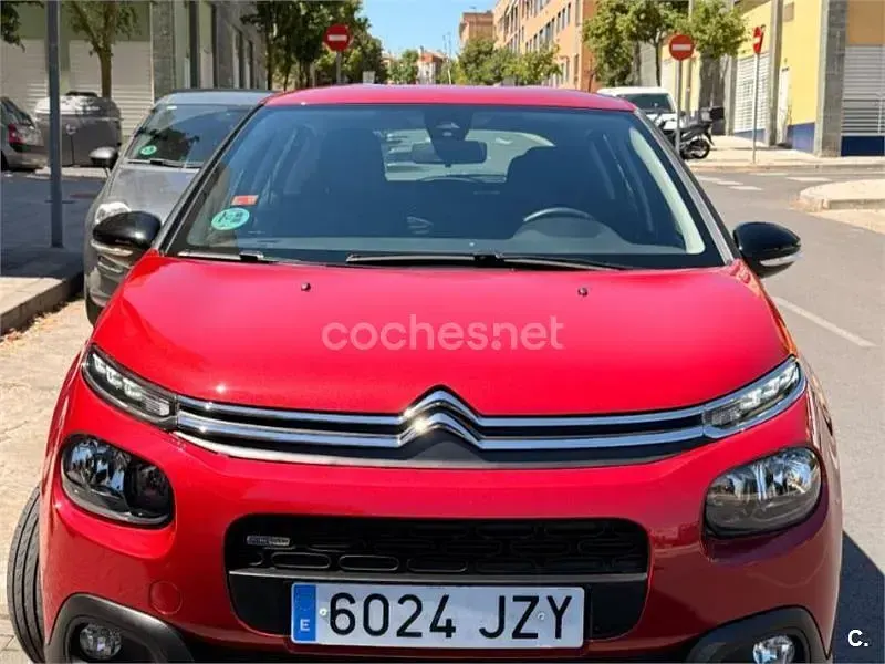 Usado Citroën C3 Feel 82 CV (60 kW) 2017 Rojo Berlina