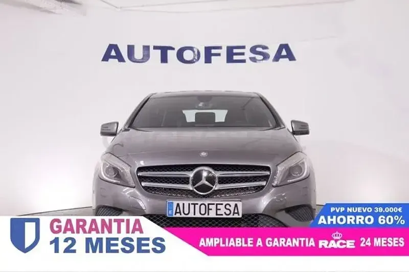 Usado Mercedes A220 Style 170 CV (125 kW) 2015 Gris / plata Utilitario