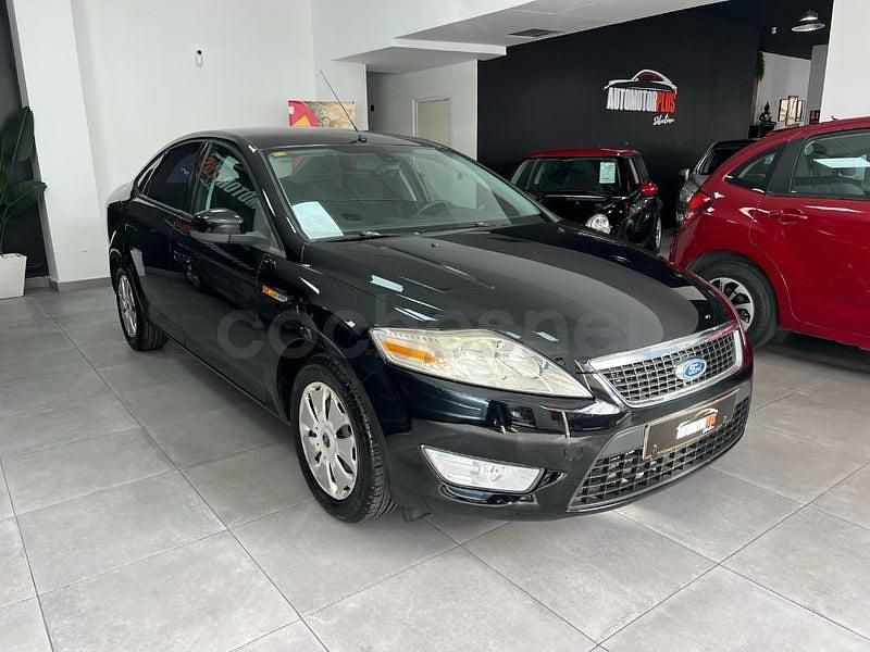 Usado Ford Mondeo Trend 130 CV (95 kW) 2008 Negro Berlina