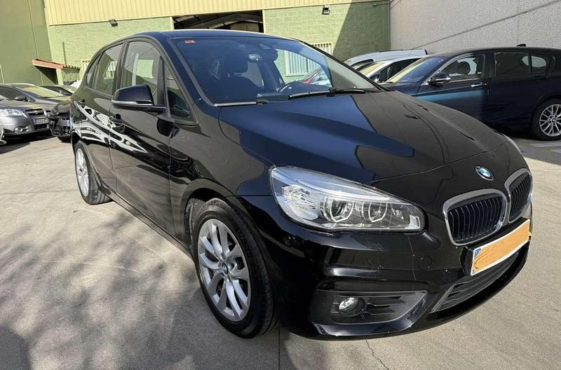 Usado BMW 218 Active Tourer Advantage 150 CV (110 kW) 2015 Negro Monovolumen