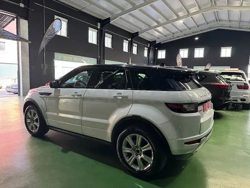 Usado Land Rover Range Rover evoque SE Dynamic 180 CV (132 kW) 2017 Blanco SUV