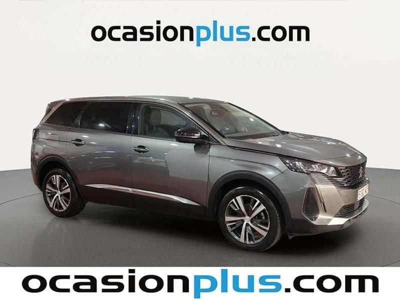 Używany Peugeot 5008 Allure 131 KM (96 kW) 2022 Srebrny Minivan