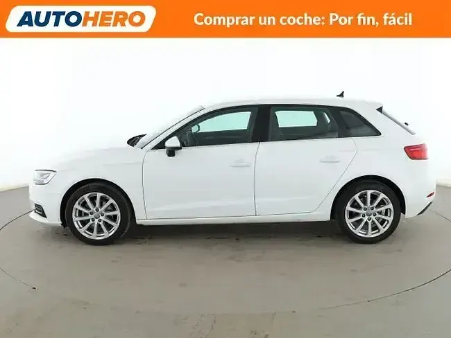 Usado Audi A3 Design 116 CV (85 kW) 2018 Blanco Berlina
