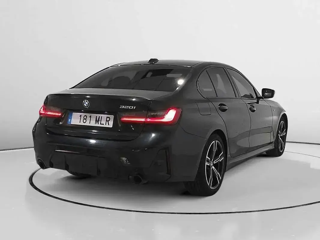 Usado BMW 320 Shadowline 184 CV (135 kW) 2023 Negro Berlina