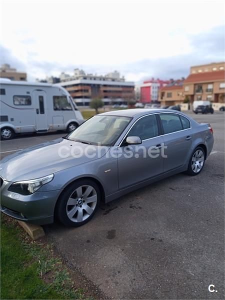 Usado BMW 520 163 CV (119 kW) 2007 Gris / plata Berlina