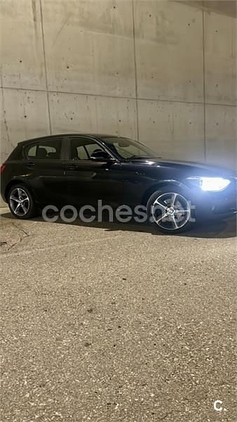 Usado BMW 118 Sport Line 177 CV (130 kW) 2015 Negro Utilitario