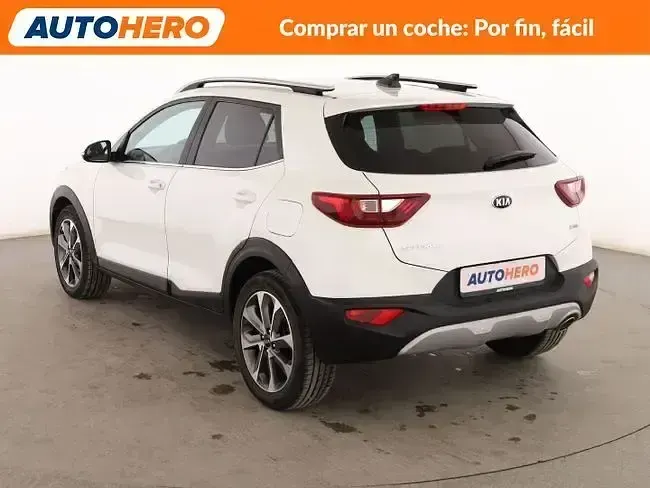 Usado Kia Stonic 101 CV (74 kW) 2020 Blanco SUV
