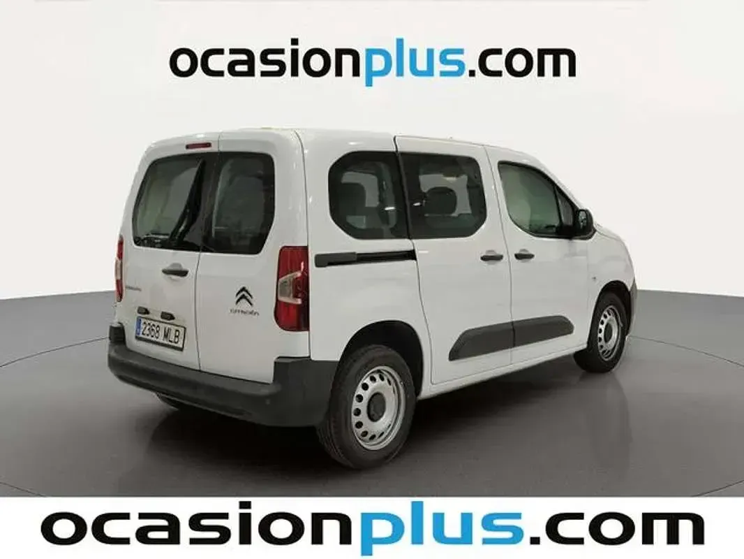 Usado Citroën Berlingo Live 102 CV (75 kW) 2023 Blanco Monovolumen