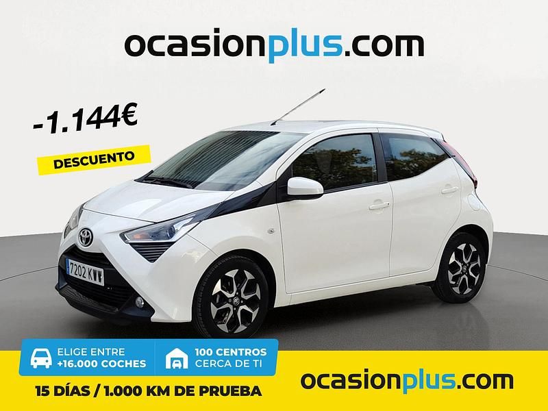 Blanco Usado 2019 Toyota Aygo X-play Utilitario | 12.590 € (Precio justo) - Imagen 1/4