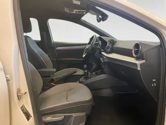 Usado Seat Ibiza XCELLENCE 115 CV (84 kW) 2025 Blanco Utilitario