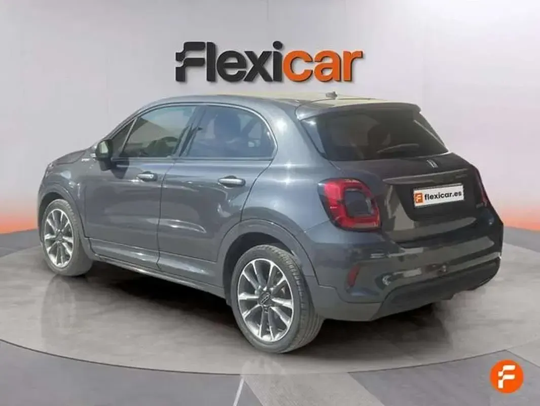Usado Fiat 500X 131 CV (96 kW) 2023 Gris SUV