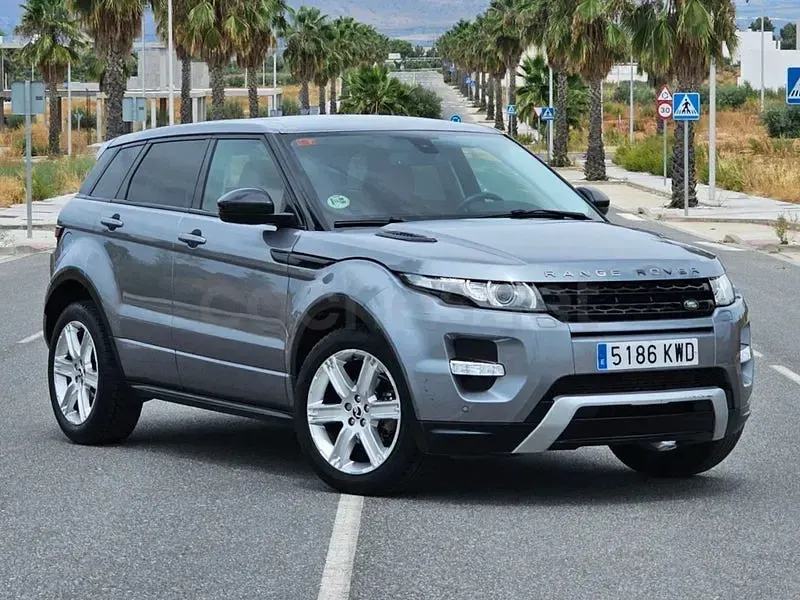 Usado Land Rover Range Rover evoque Dynamic 190 CV (139 kW) 2015 Gris / plata SUV