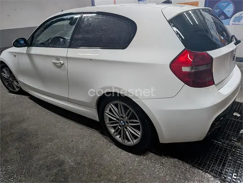 Usado BMW 120 177 CV (130 kW) 2007 Blanco Utilitario