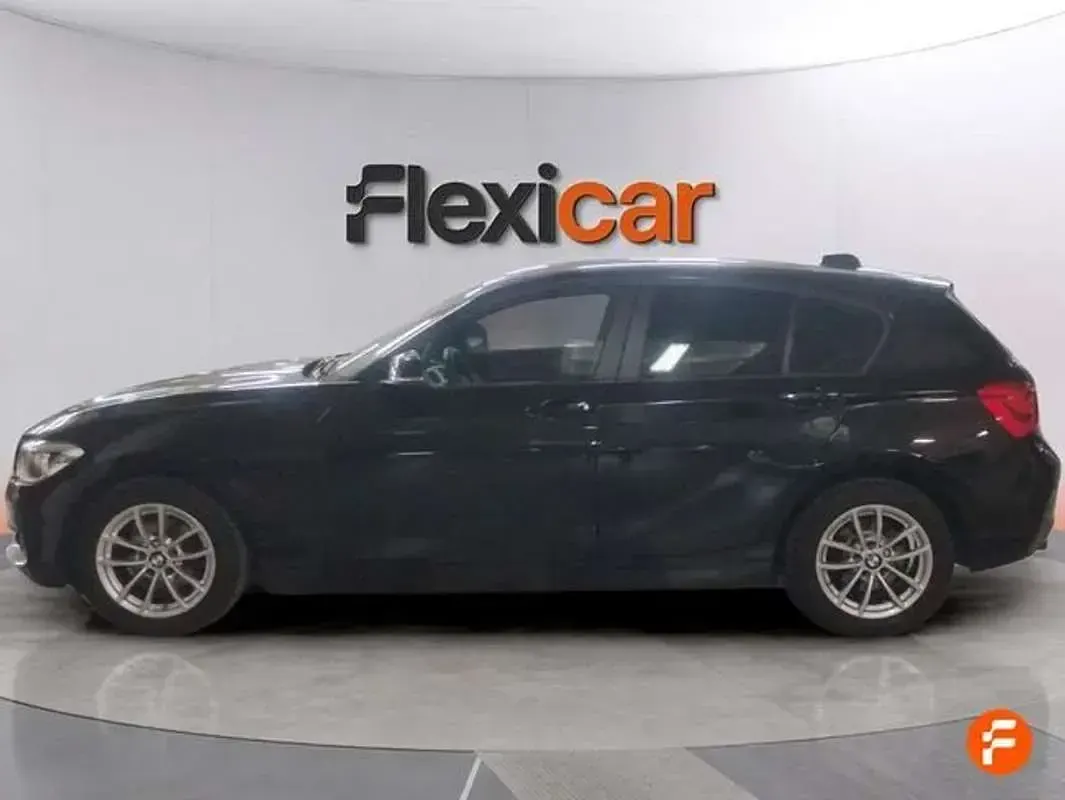 Usado BMW 116 116 CV (85 kW) 2017 Negro Utilitario