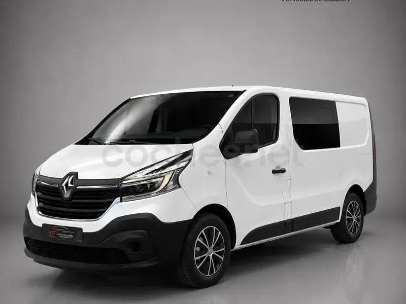 Usado Renault Trafic LIMITED 120 CV (88 kW) 2020 Blanco Monovolumen