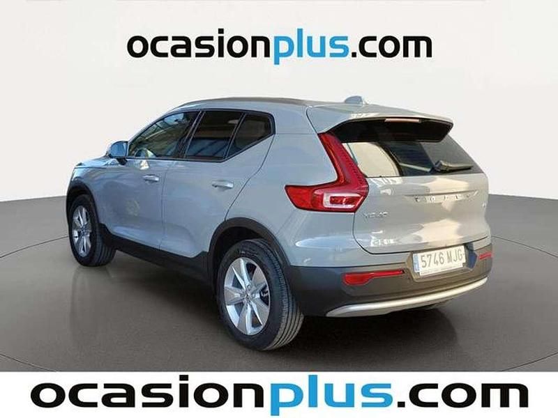 Usado Volvo XC40 Core 163 CV (119 kW) 2023 Gris SUV