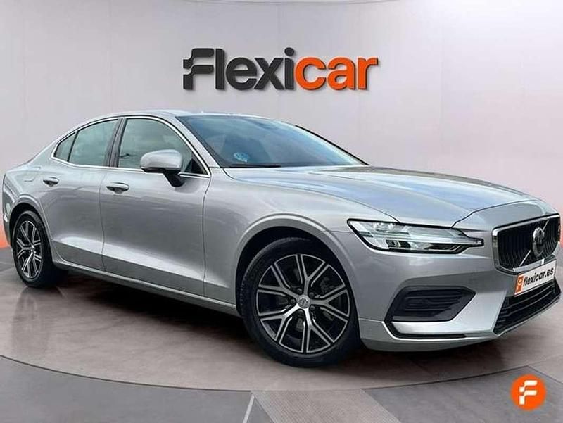 Begagnad Volvo S60 Core 197 HK (144 kW) 2023 Grå Sedan