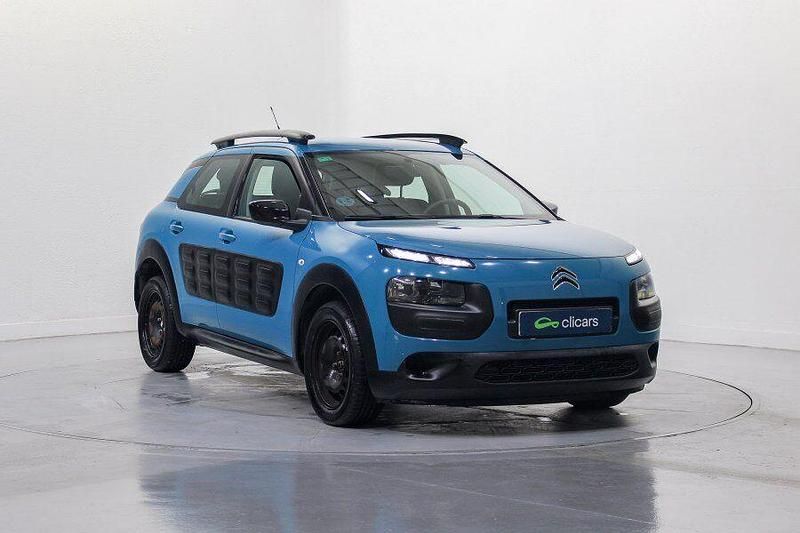 Usado Citroën C4 Cactus Feel 82 CV (60 kW) 2018 Azul Utilitario