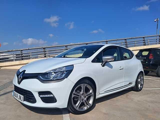 Usado Renault Clio IV Zen 120 CV (88 kW) 2016 Blanco Utilitario