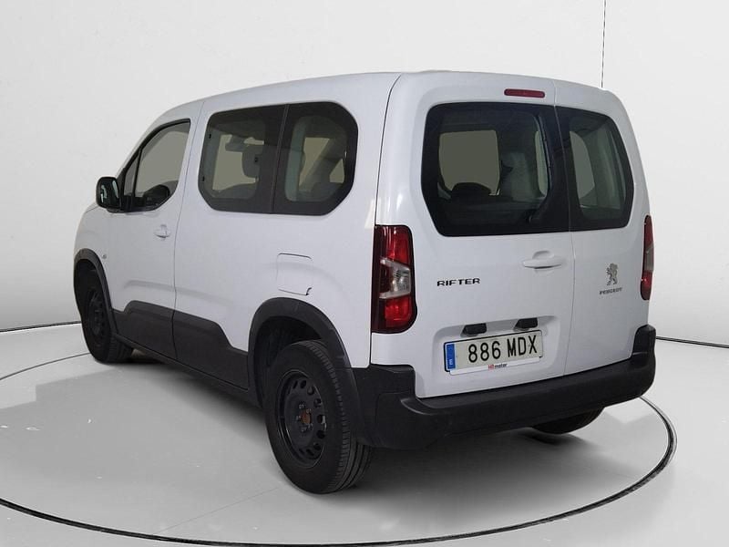 Usado Peugeot Rifter Business-Line 103 CV (75 kW) 2023 Blanco Monovolumen