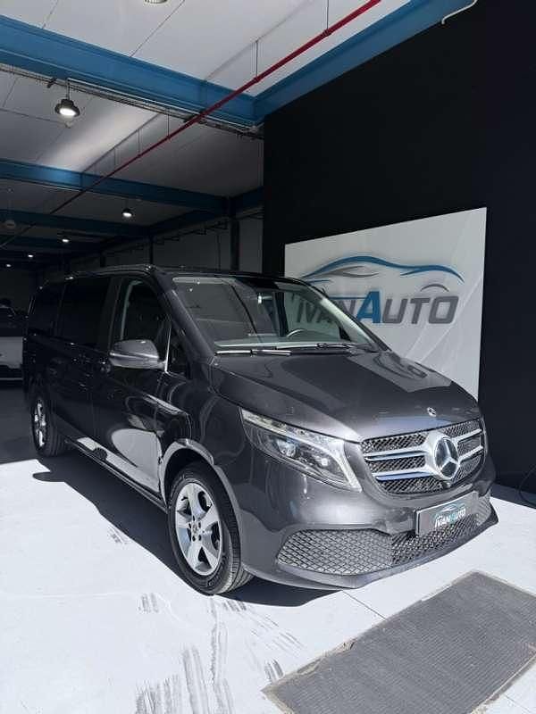 Usado 2024 Mercedes V220 Style Monovolumen | 59.990 € (Caro) - Imagen 1/4