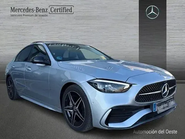 Usado Mercedes C220 200 HP (147 kW) 2025 Prateado