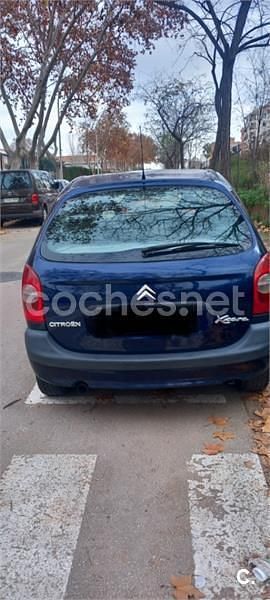 Usado Citroën Xsara Picasso 90 CV (66 kW) 2000 Azul Monovolumen