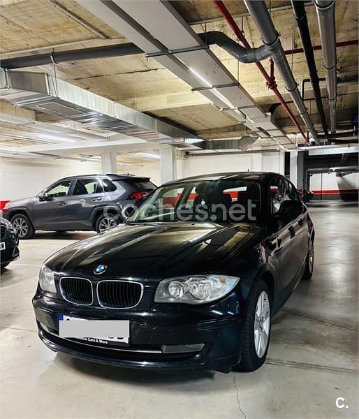 Usado BMW 116 115 CV (84 kW) 2011 Negro Utilitario