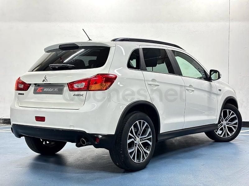 Usado Mitsubishi ASX Motion 114 CV (83 kW) 2017 Blanco SUV