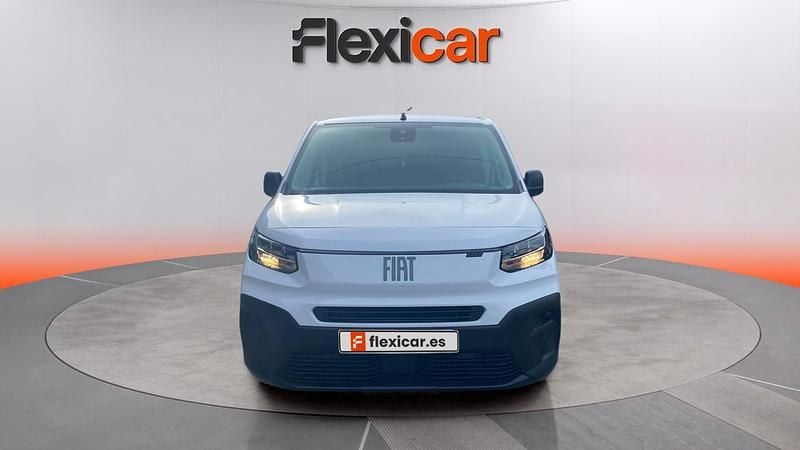 Usado Fiat Doblò 101 CV (74 kW) 2024 Blanco Monovolumen