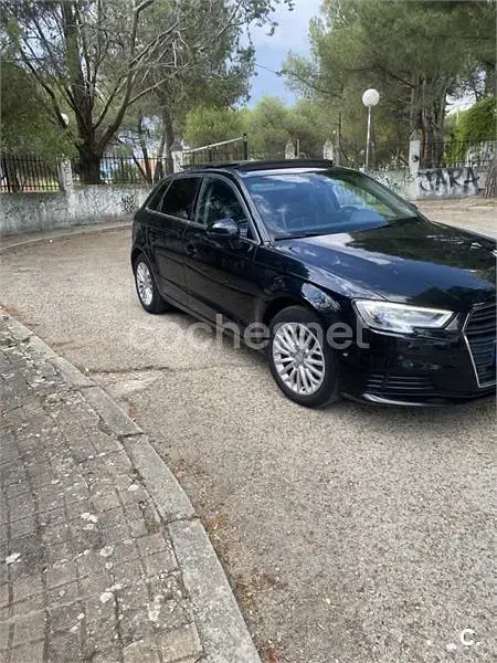 Usado Audi A3 110 CV (80 kW) 2017 Negro Berlina