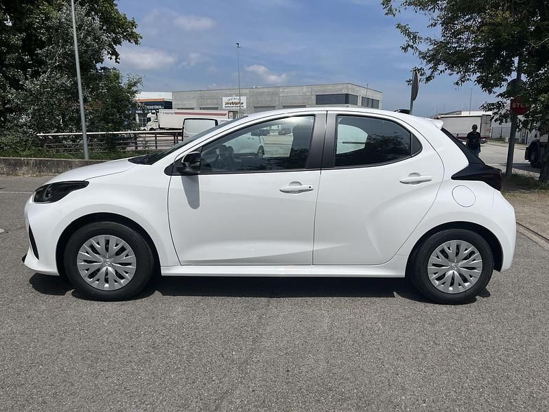 Nuevo Mazda 2 Prime-Line 116 CV (85 kW) 2025 Blanco Berlina