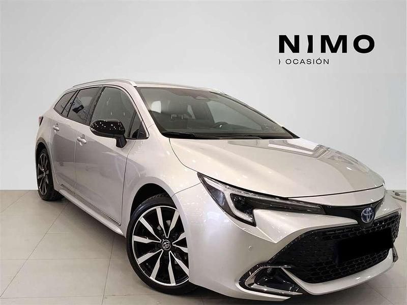 Usado Toyota Corolla Edition 140 CV (102 kW) 2025 Plata polar Familiar