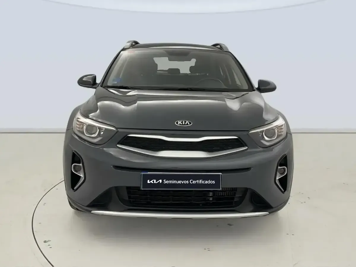 Begagnad Kia Stonic 100 HK (73 kW) 2021 Grå SUV