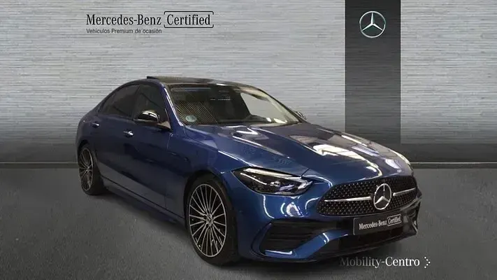 Usado Mercedes C200 AMG line 184 CV (135 kW) 2024 Berlina