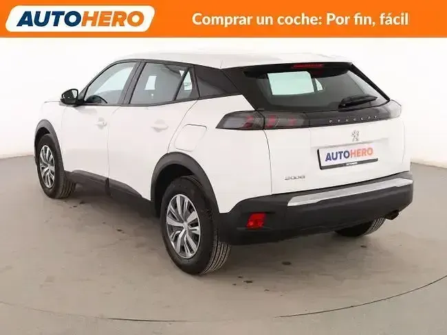 Usado Peugeot 2008 Active 101 CV (74 kW) 2021 Blanco SUV
