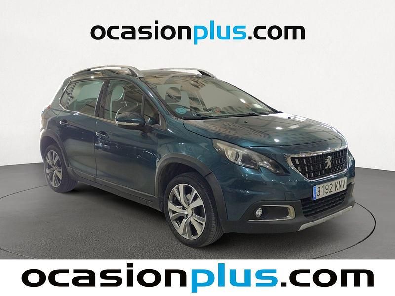 Usado Peugeot 2008 Allure 120 CV (88 kW) 2018 Verde SUV