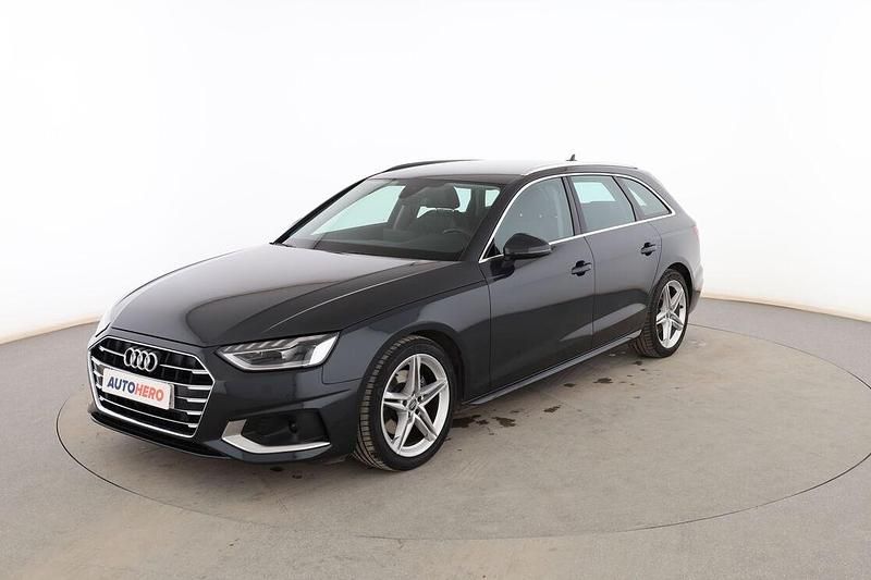 Usado Audi A4 Advanced 163 CV (119 kW) 2019 Gris Familiar