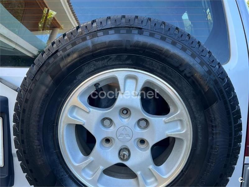 Gris / plata Usado 2001 Mitsubishi Montero SUV | 11.900 € (Precio justo) - Imagen 1/4